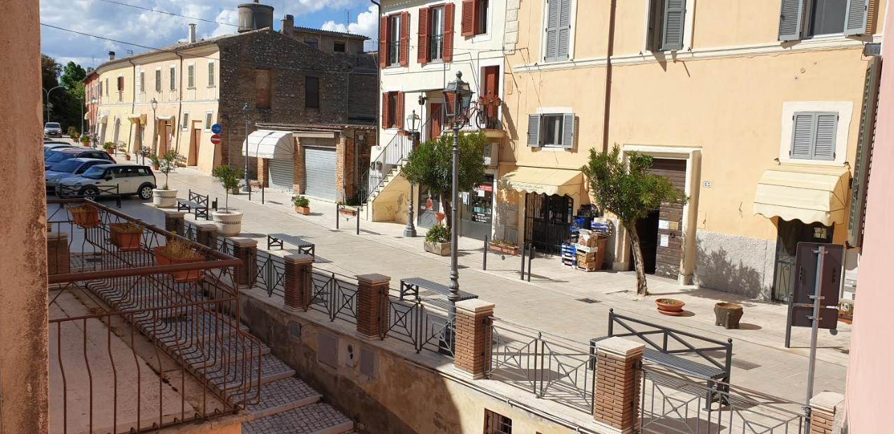 La Piazza Leilighet Cantalupo in Sabina Eksteriør bilde